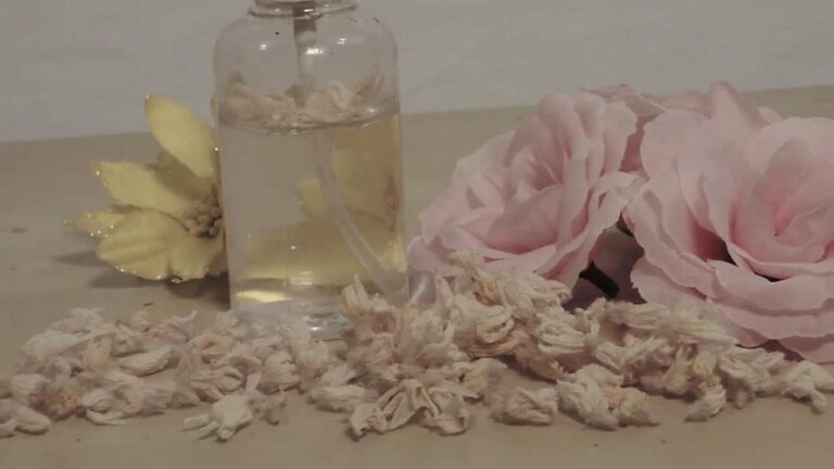 Fabriquer son propre parfum avec des fleurs: les bases à connaître